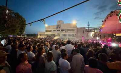 Con lleno total, música y alegría, Súper Grupo Juárez cierra ‘Coatza Vive el Verano’