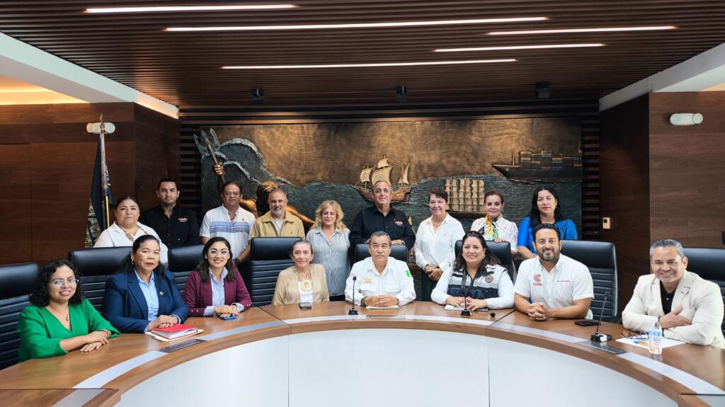 Impulsa el Ayuntamiento de Coatzacoalcos y CIIT Estrategias para Atracción de Inversiones y Desarrollo Económico