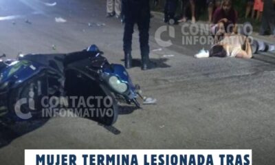 Mujer termina lesionada tras fuerte choque entre motoneta y automóvil en la Vicente Guerrero