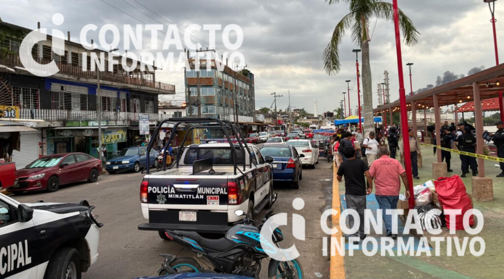 Hallan cadáver flotando en el río Coatzacoalcos, frente al malecón de Minatitlán