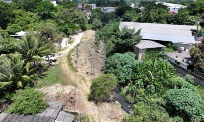 Gobierno de Minatitlán realiza limpieza en arroyos