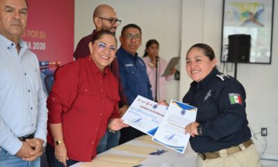 Entregan estímulos a policías municipales de Coatzacoalcos por su destacada labor