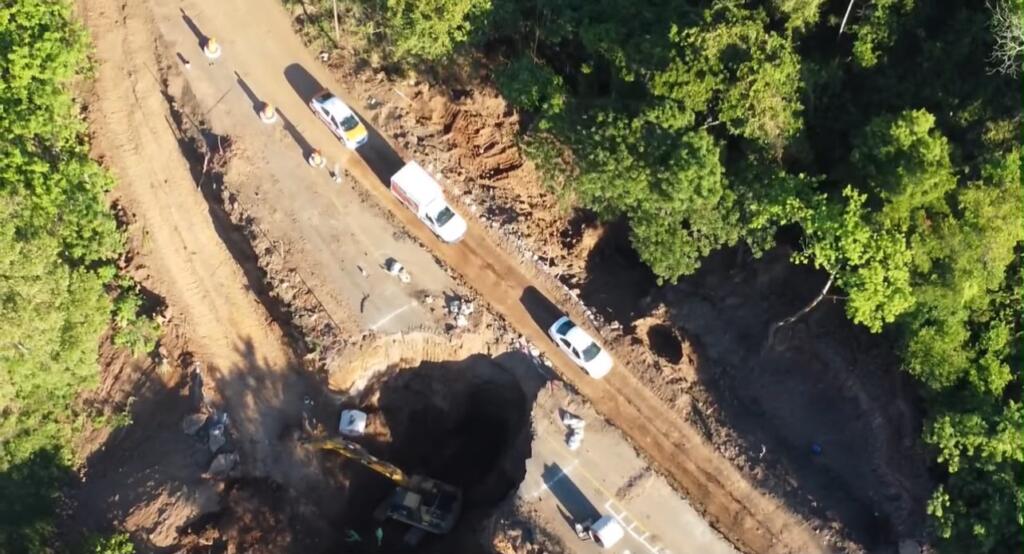 Pobladores de Zapoapan de Cabañas en Catemaco, prevén bloqueo en la carretera federal 180 por presunta obra inconclusa