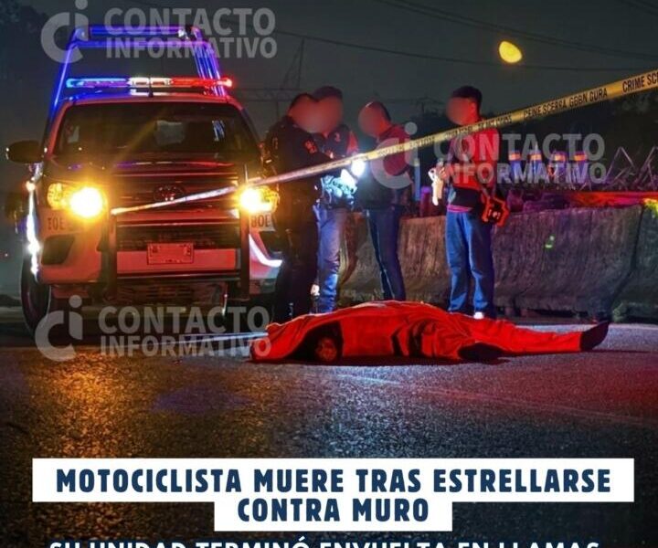 (+VIDEO) Motociclista muere tras estrellarse contra muro; su unidad terminó envuelta en llamas en Cosoleacaque