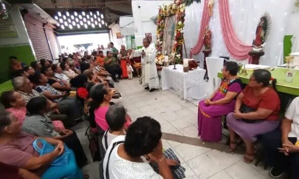 La Virgen de Guadalupe recorre Minatitlán y lleva un mensaje de fe a mercados y hospitales
