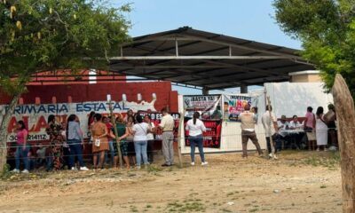 Alumnos de Capoacan regresan a clases tras una semana de retraso en el inicio del ciclo escolar