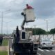 Atienden afectación de semáforo tras lluvias y fuertes vientos en Minatitlán