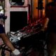 ¡Explota insecticida mientras quemaba basura y una mujer termina con quemaduras en más de la mitad de su cuerpo!