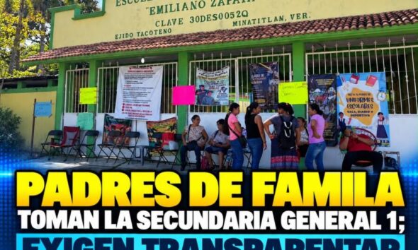 (+VIDEO) Padres de familia toman la secundaria general número 1; exigen transparentar más de cuatro años de cuentas
