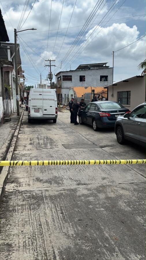 Tragedia en San Andrés Tuxtla: muere albañil tras colapso de losa de concreto