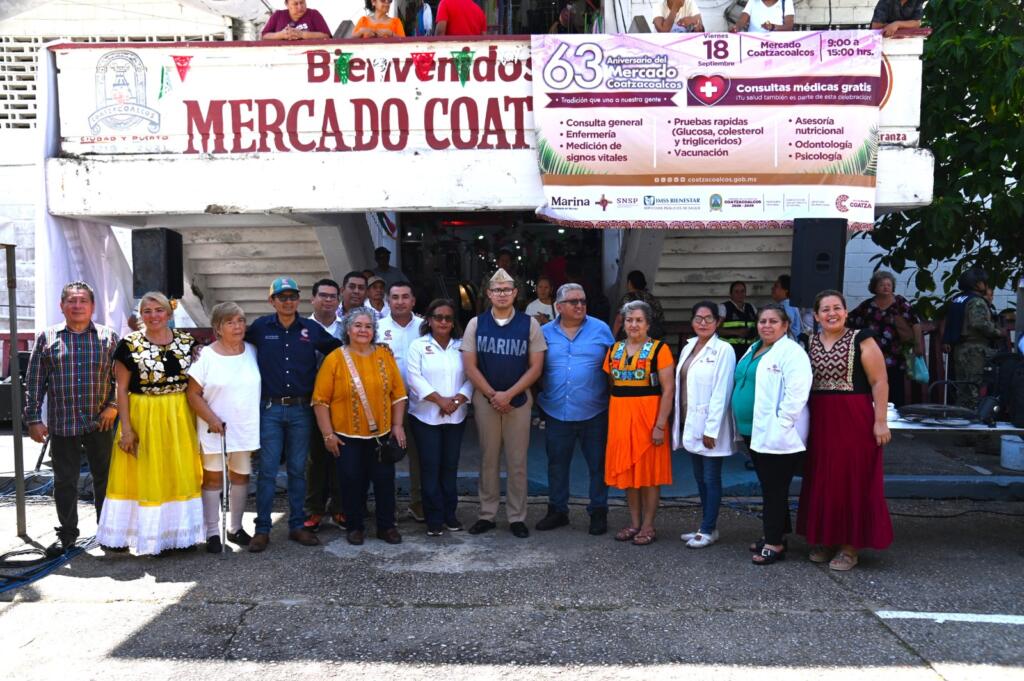 Con jornada de salud gratuita, celebran 63 años del Mercado Coatzacoalcos