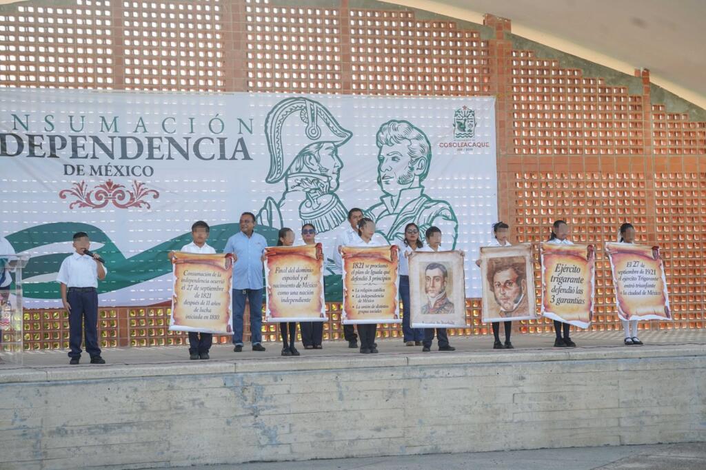 Cosoleacaque recuerda el legado de José María Morelos y Pavón con ceremonia cívica