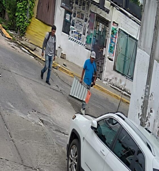 Captan en video a presuntos ladrones durante robo en una vivienda en Minatitlán