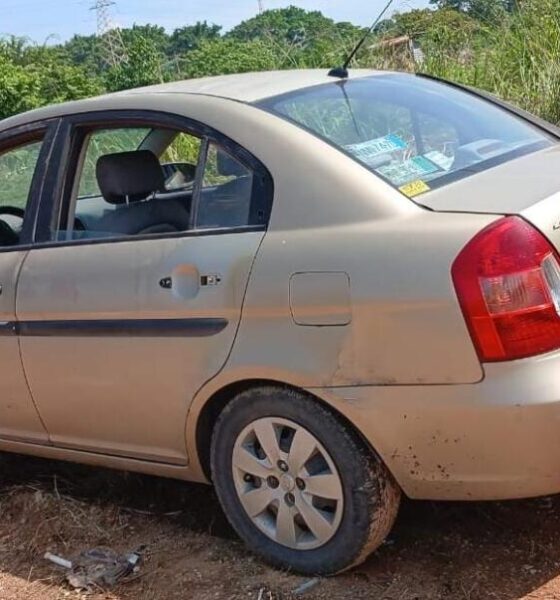 Automóvil con puertas abiertas causa alarma entre vecinos del camino a Mapachapa