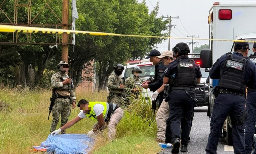 Masculino es privado de la vida a un costado de la carretera Transístma tramo Jáltipan-Acayucan.