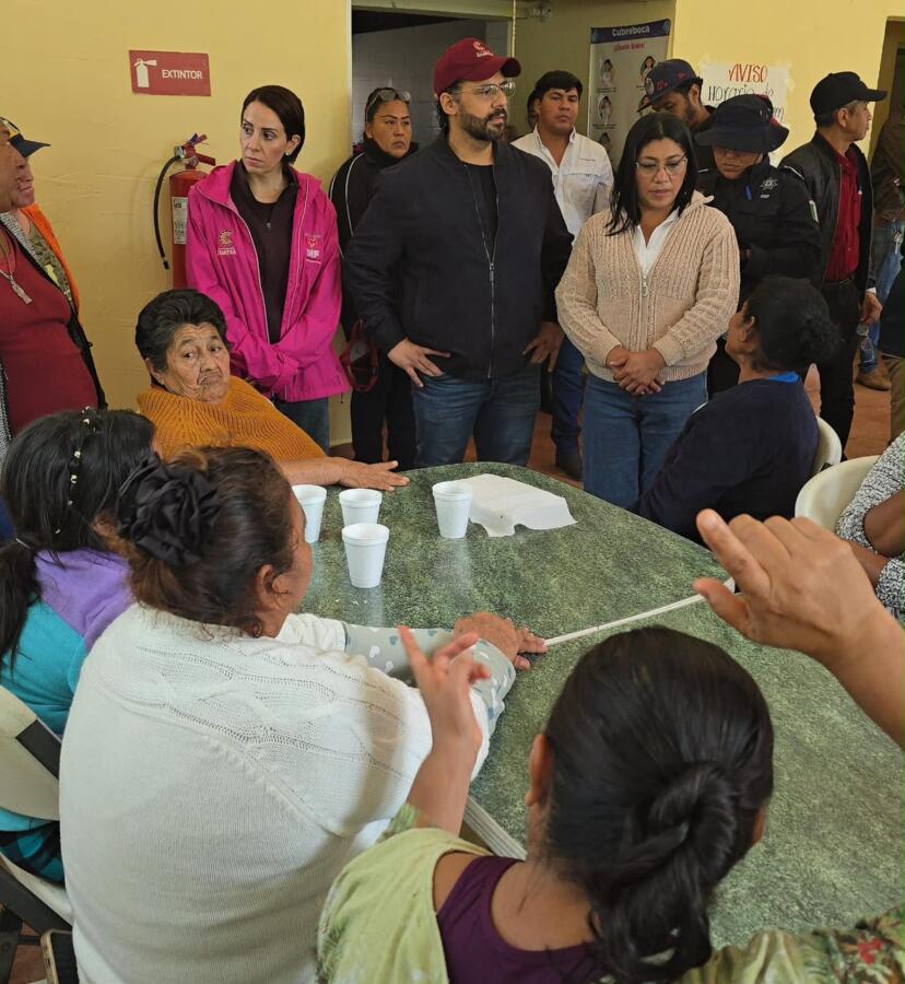 Más de 100 árboles caídos y viviendas inundadas deja frente frío 2 en Coatzacoalcos