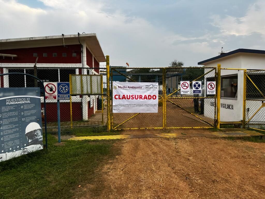 Profepa clausura parcialmente planta de PMV Minera por derrame de diésel en el arroyo Chacalapa