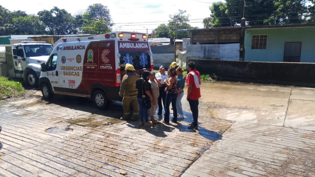 Al menos ocho lesionados tras accidente de camioneta en la colonia Constituyentes de Coatzacoalcos