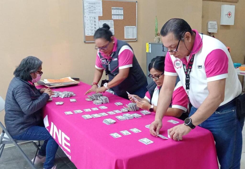 Más de 15 mil credenciales INE vencerán al iniciar 2027; llaman a renovarlas