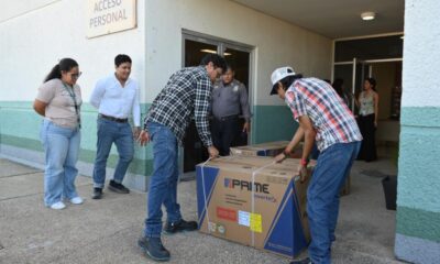 Ayuntamiento de Coatzacoalcos entrega tres climas al Hospital Materno Infantil