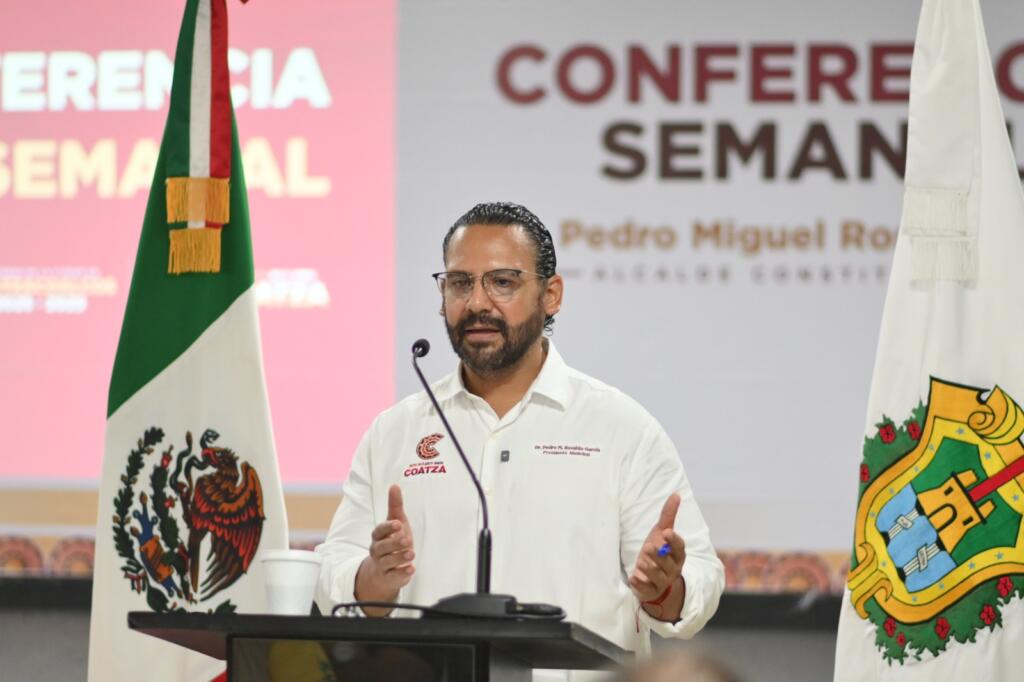 Coatzacoalcos encabeza avance estatal en alfabetización; alcalde destaca coordinación educativa