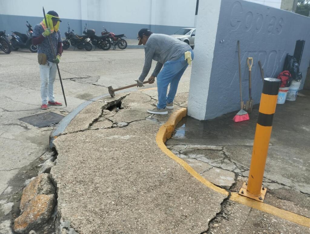 Más de 40 parques y espacios públicos atendidos y miles de luminarias instaladas en Coatzacoalcos