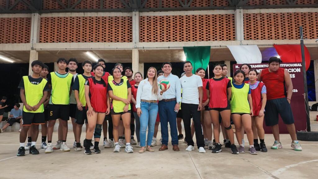 Impulsa Gobierno de Minatitlán el voleibol mixto entre las juventudes