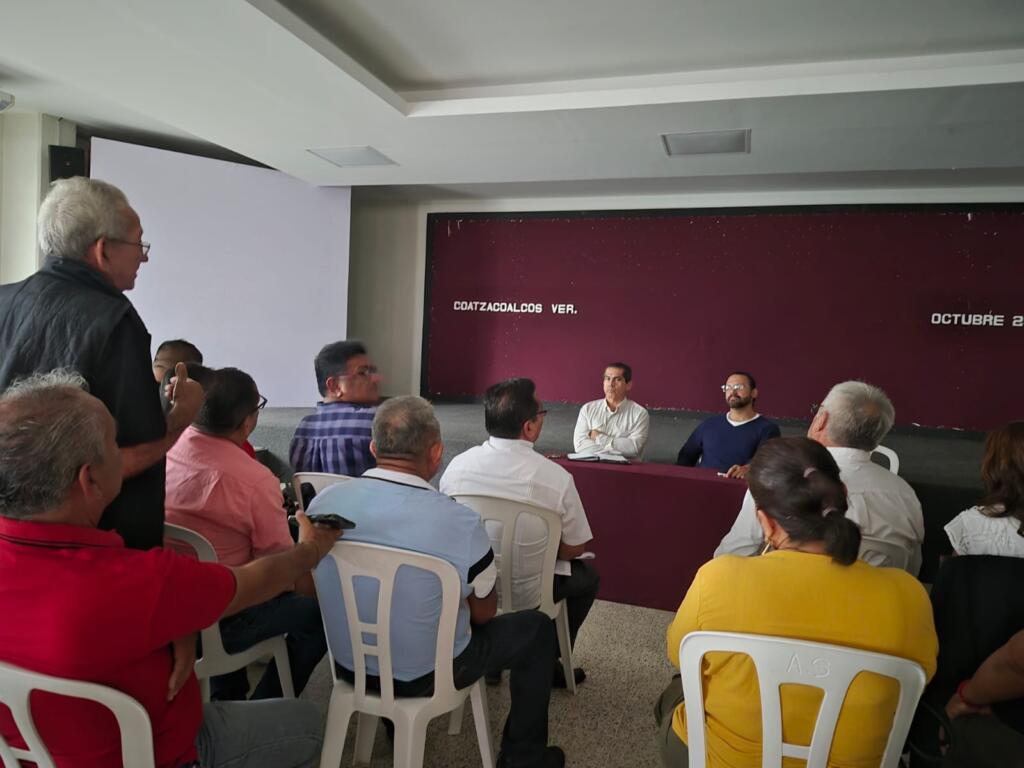 Anuncia Pedro Miguel Rosaldo mesas de trabajo para taxistas de Coatzacoalcos y la región