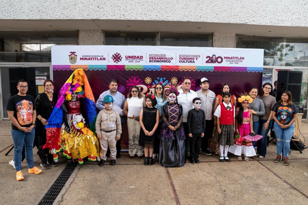 Con concurso de calaveritas, inicia el festival “Raíces y Memoria” en Minatitlán