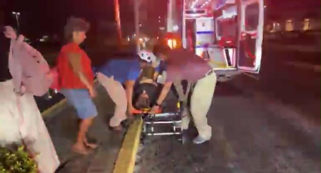 Mujer resulta gravemente lesionada tras ser atropellada en avenida Universidad de Coatzacoalcos