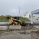 Retiran arena, basura y agua del Hemiciclo a los Niños Héroes tras paso del frente frío 2 en Coatzacoalcos